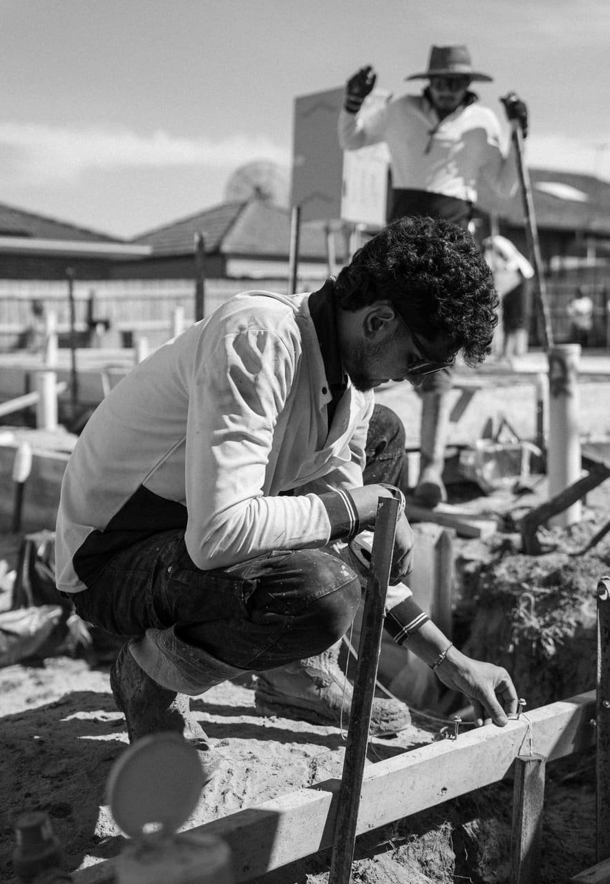 Construction, concrete pour, photo 6 of 13