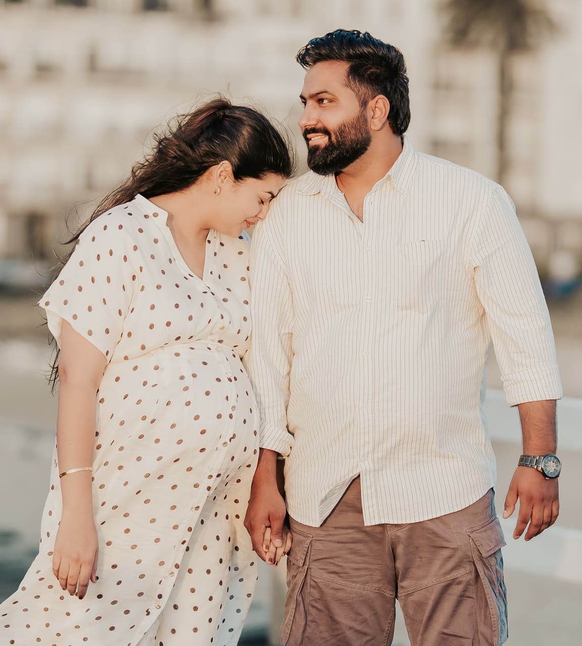 Maternity, beach pier and family, photo 20 of 20