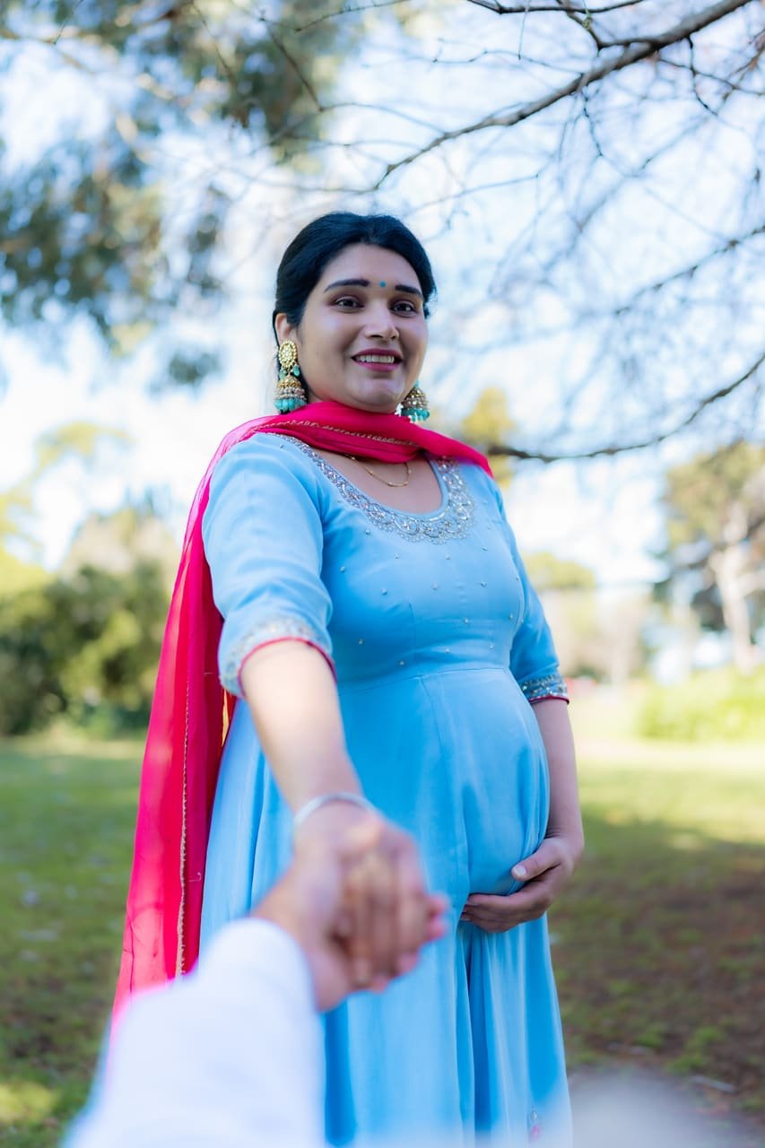 Maternity, botanic garden, photo 9 of 14