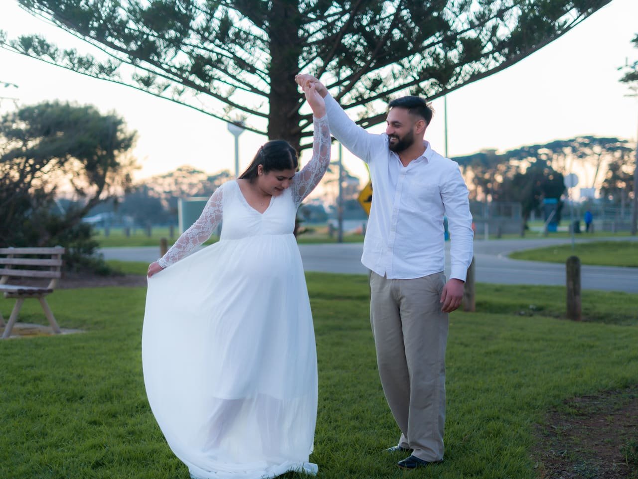 Maternity, studio silhouettes and coastal sunset, photo 14 of 16