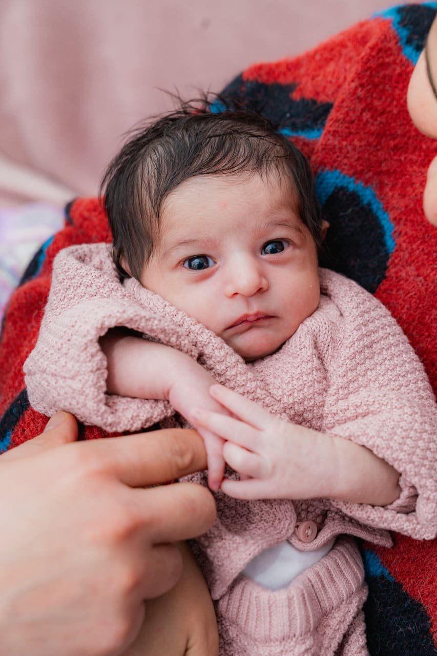 Newborn at home, photo 8 of 18