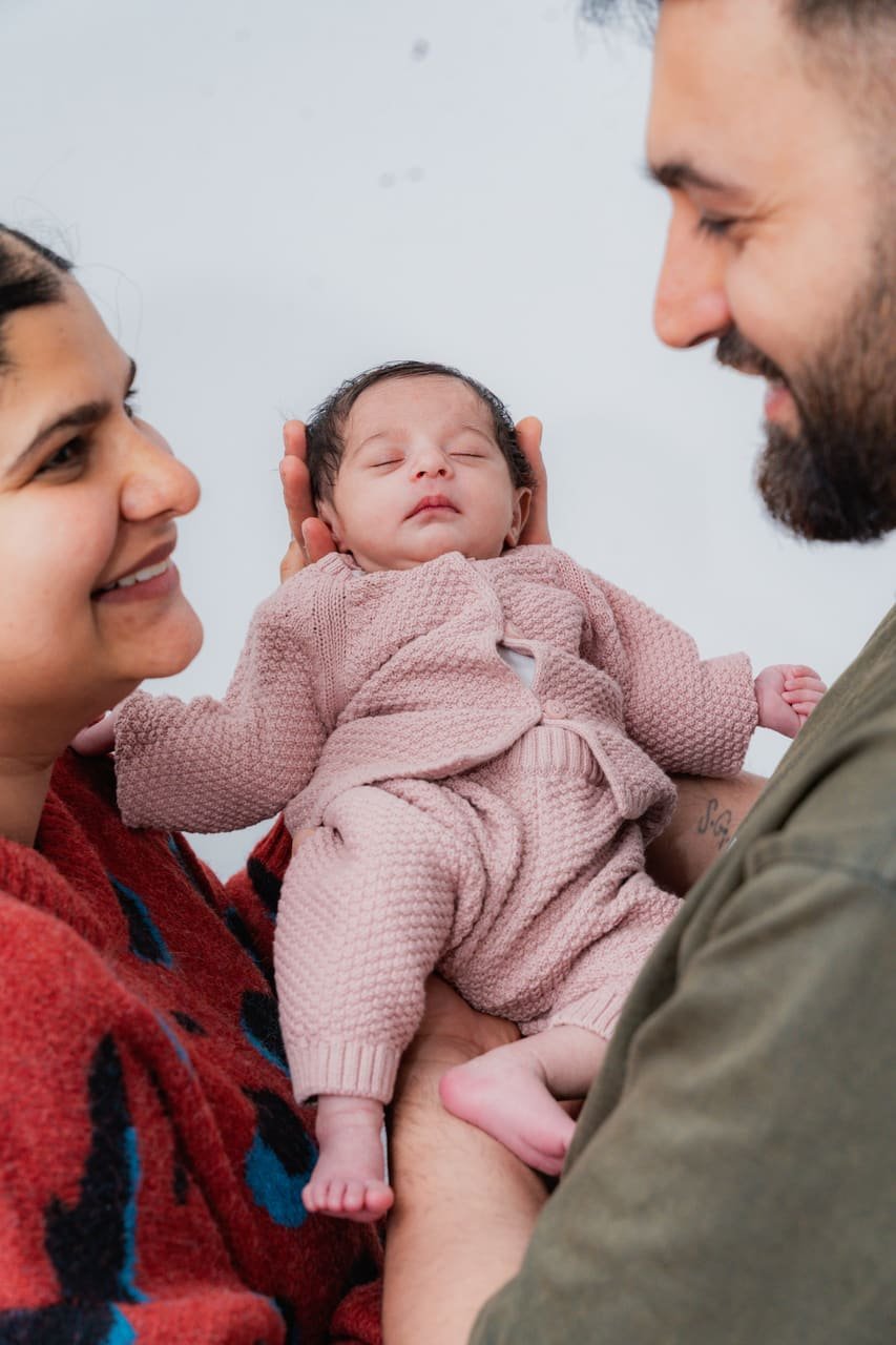 Newborn at home, photo 16 of 18